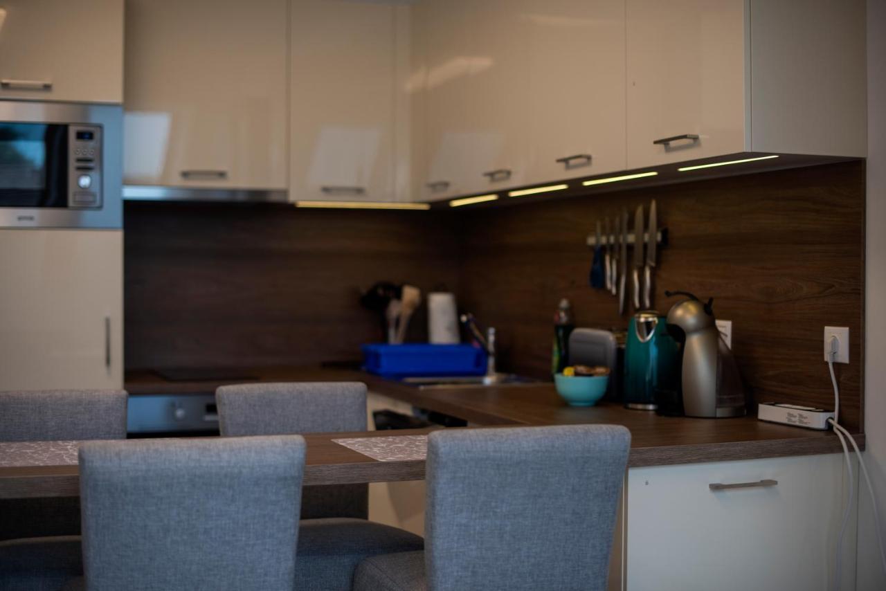 Zsuka Apartman Free Parking Pětikostelí Exteriér fotografie