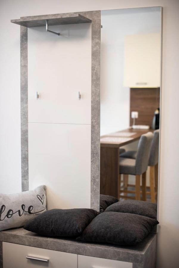 Zsuka Apartman Free Parking Pětikostelí Exteriér fotografie
