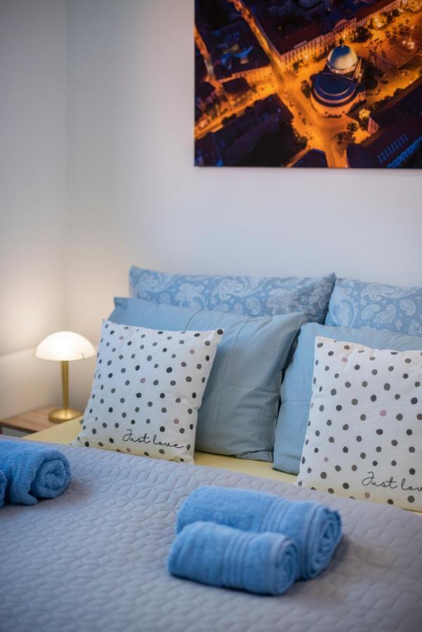 Zsuka Apartman Free Parking Pětikostelí Exteriér fotografie