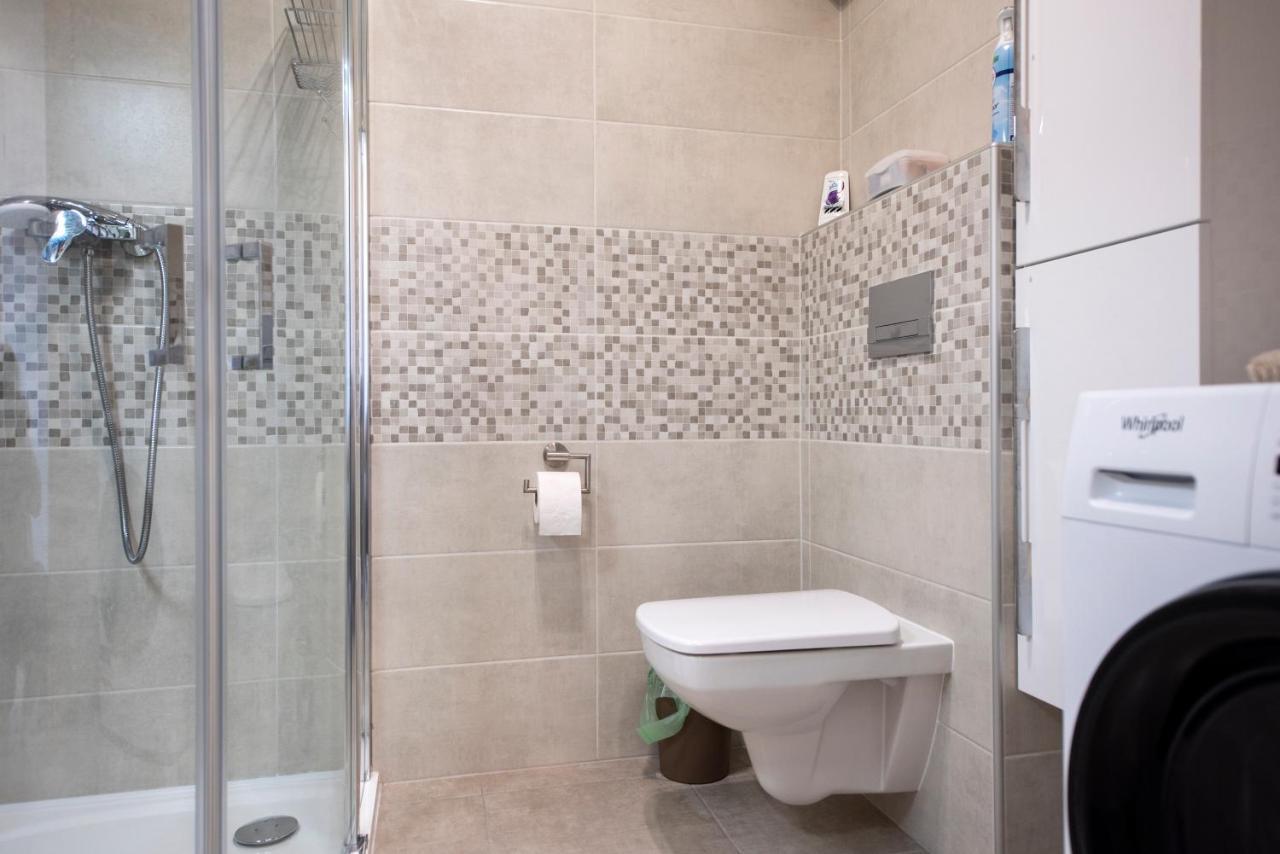 Zsuka Apartman Free Parking Pětikostelí Exteriér fotografie